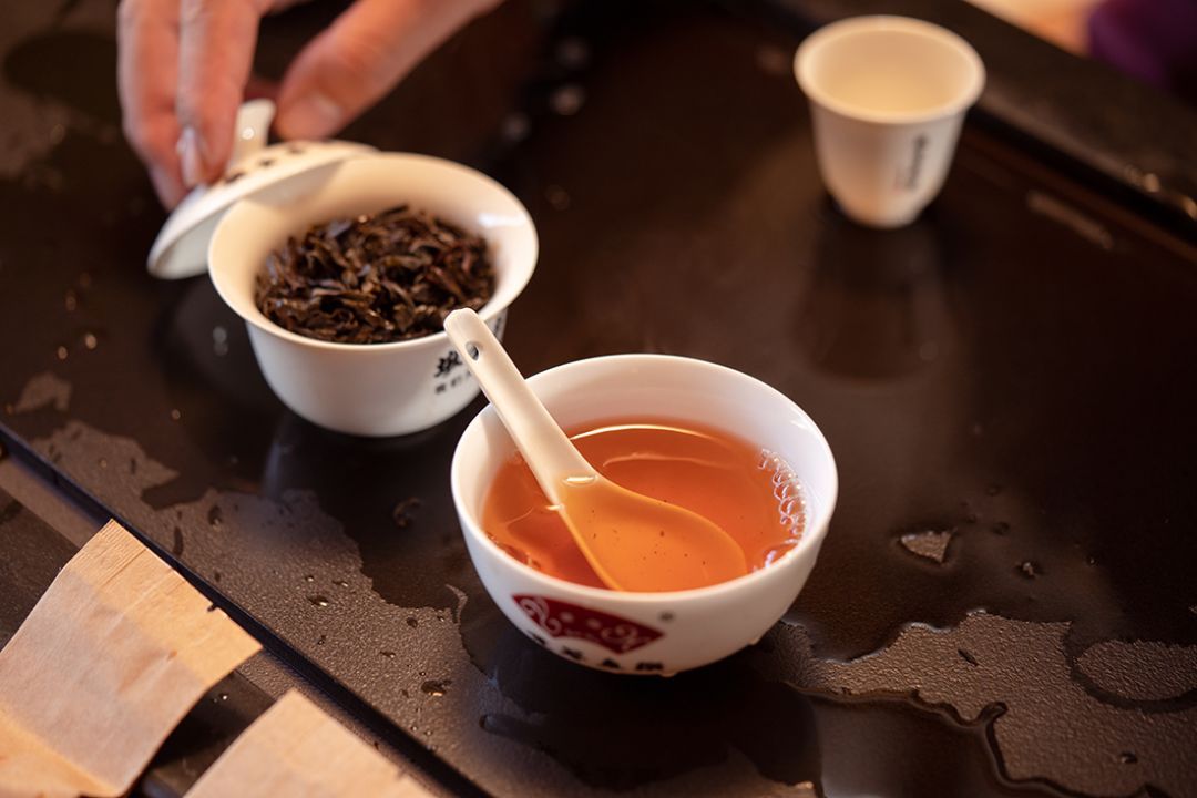 茶事 | 解密巖茶 它是否適合長(zhǎng)期收藏？
